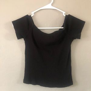 Off the shoulder black shirt🖤